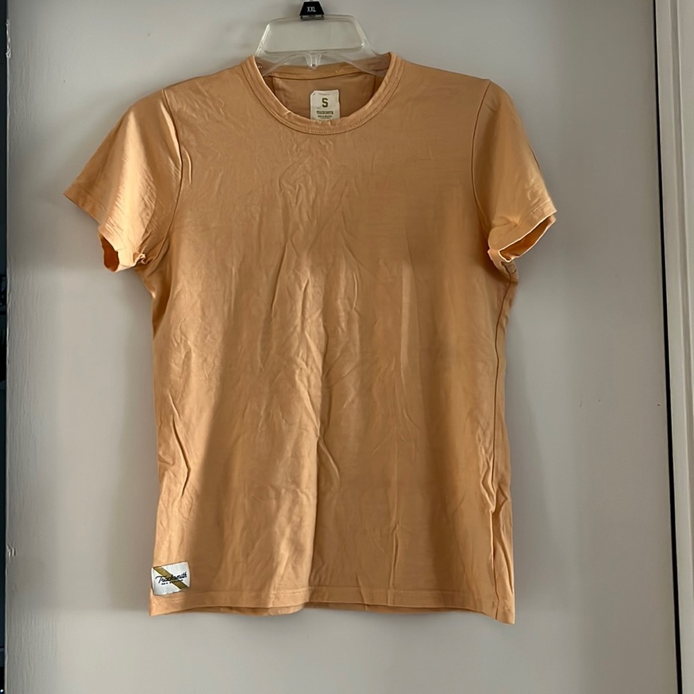 Tracksmith harrier short sleeve